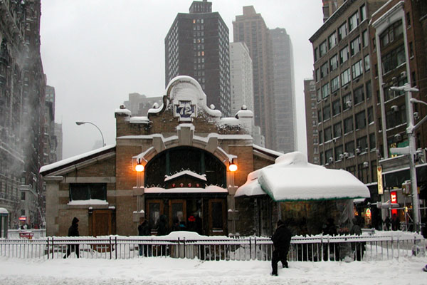 [72nd St.Subway Station]