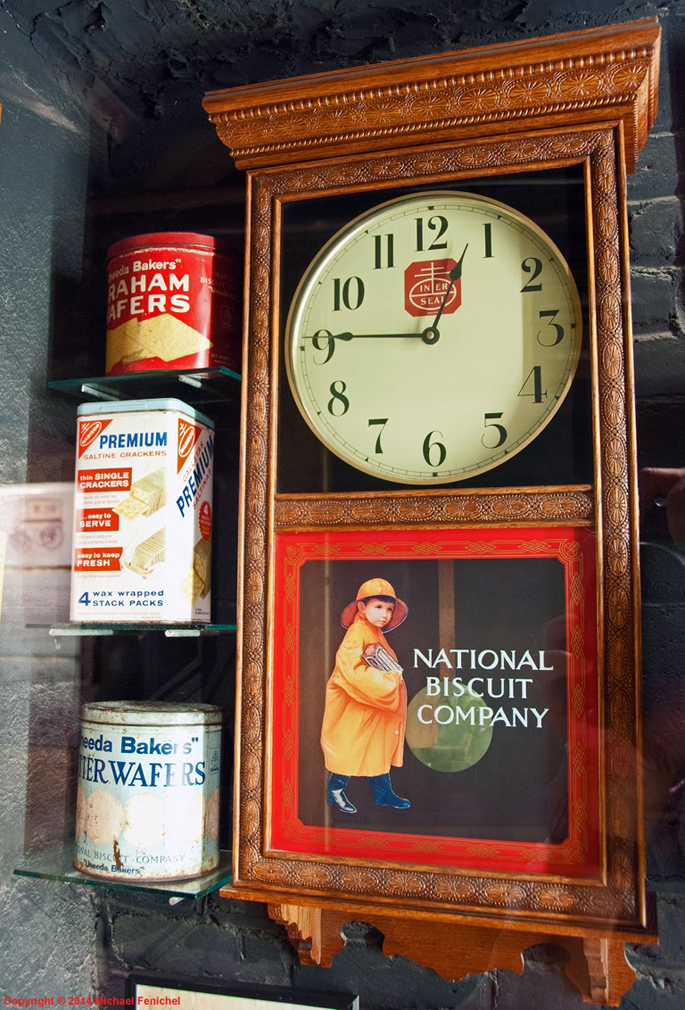 [NABISCO Clock - Chelsea, NYC]