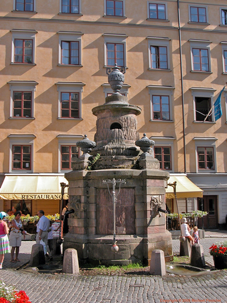 [Gamla Stan - Old Town Square Water Pump]